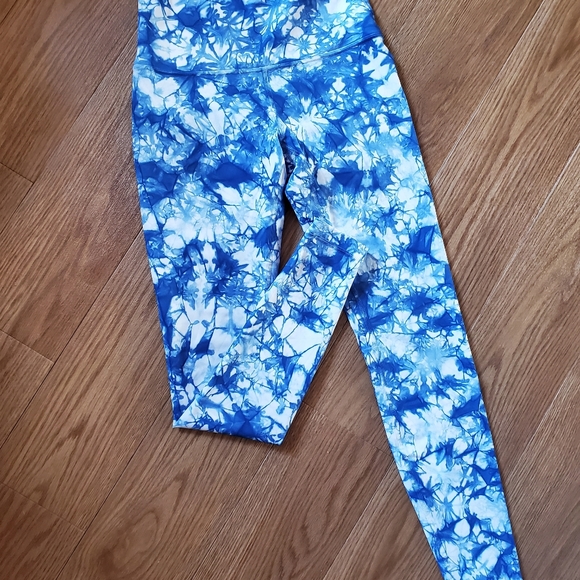 Wunder Under Diamond Dye HR 25' - Picture 3 of 4